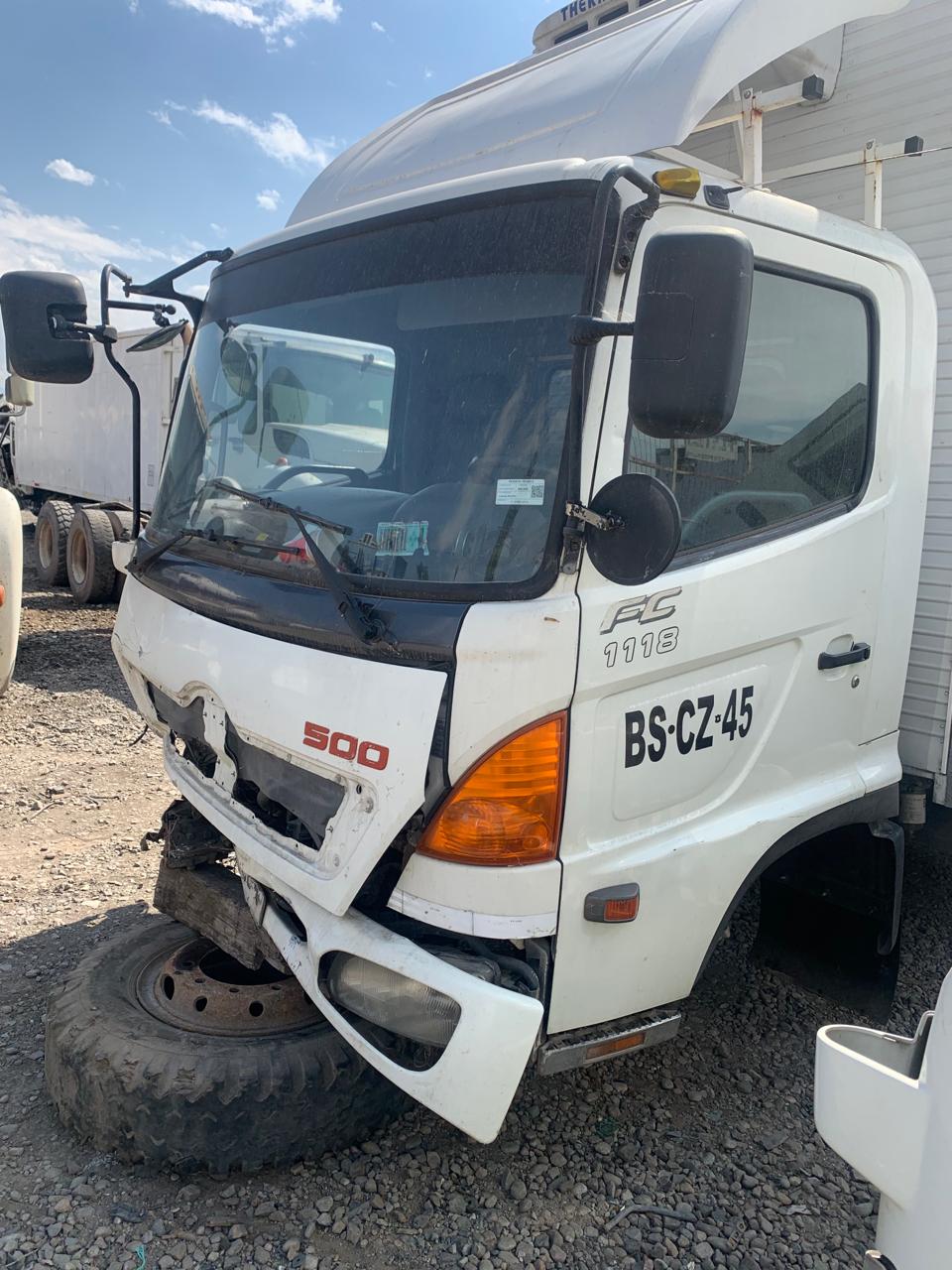  Hino FC 500 2006    EN DESARME